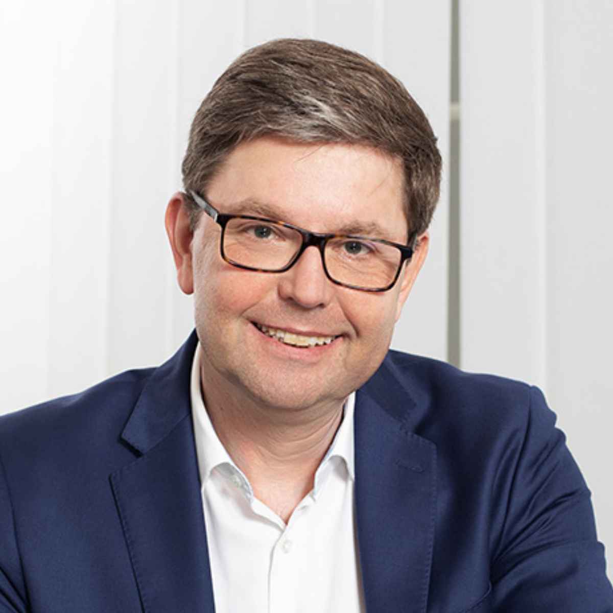 Mag. Andreas Valsky, LL.M.